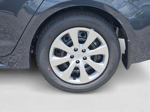 New 2025 Toyota Corolla LE image 9
