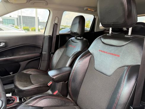 Used 2021 Jeep Compass Trailhawk w/ Trailer Tow Group AWD/4WD image 13