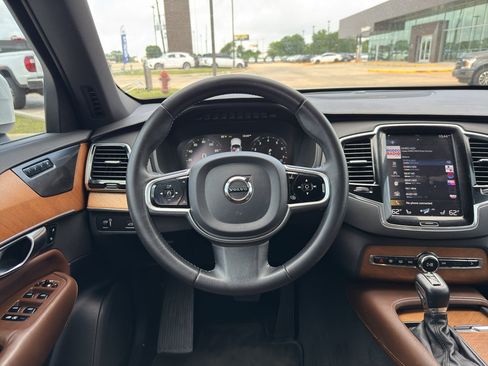 Used 2020 Volvo XC90 T6 Inscription AWD/4WD image 16