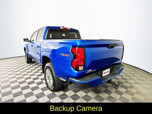 Used 2023 Chevrolet Colorado LT w/ LT Convenience Package II image 7