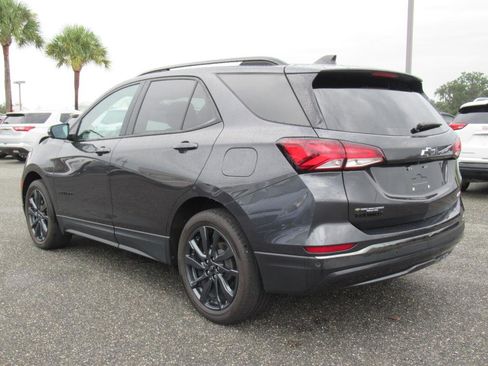 Used 2022 Chevrolet Equinox RS w/ RS Leather Package image 4