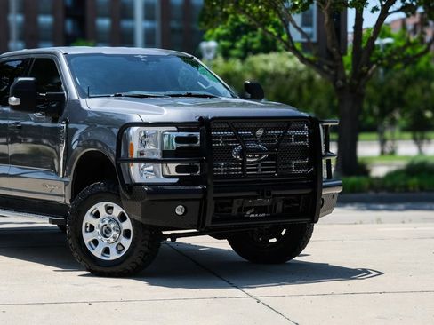 Used 2023 Ford F250 XLT w/ 360-Degree Camera Package AWD/4WD image 3
