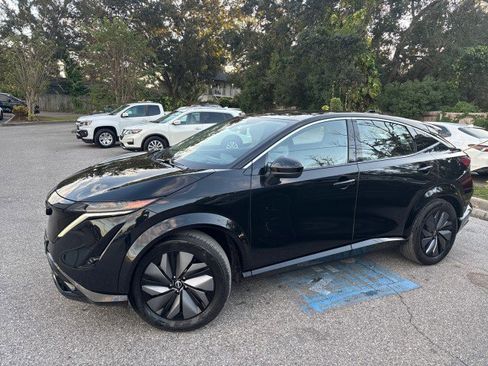 Used 2024 Nissan Ariya FWD image 3