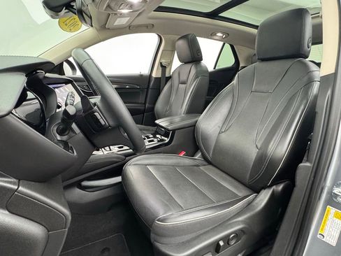Used 2021 Buick Envision Essence w/ Sport Touring Package image 18