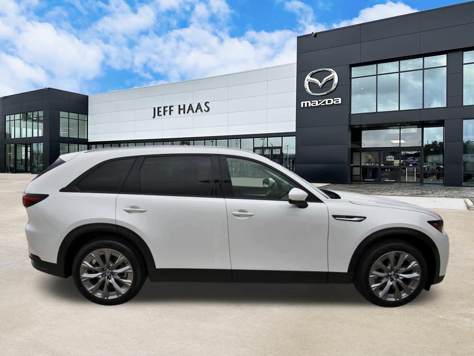 Used 2026 MAZDA CX-90 3.3 Turbo w/ Preferred Package AWD/4WD image 5