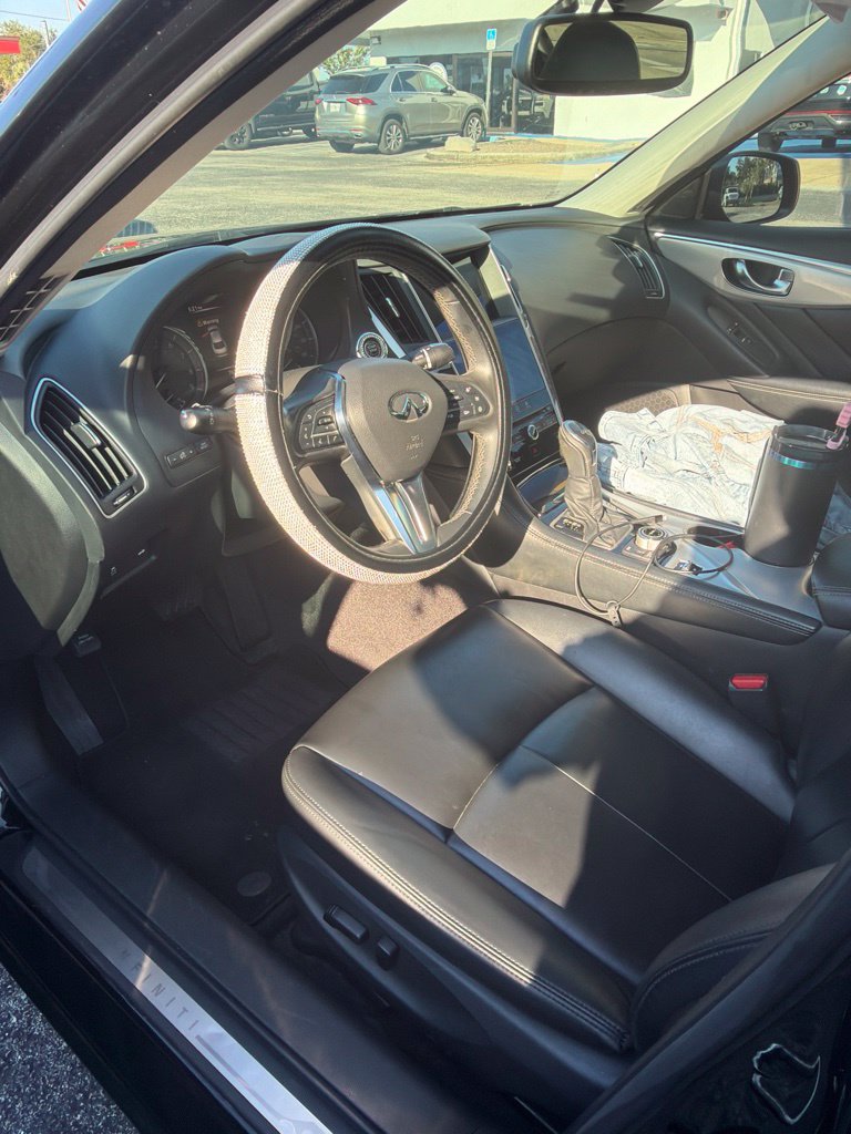 Used 2021 INFINITI Q50 Luxe w/ Cargo Package RWD image 7