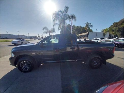 Used 2019 RAM 1500 Express AWD/4WD image 8