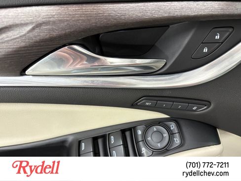 Used 2023 Buick Enclave Avenir w/ Avenir Technology Package AWD/4WD image 11