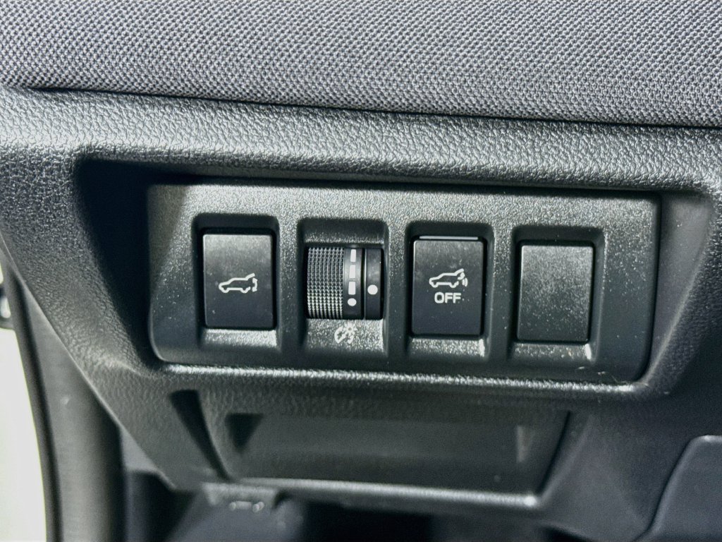 Used 2025 Subaru Outback Premium AWD/4WD image 20