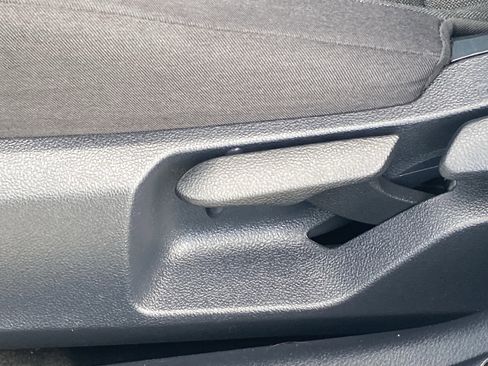 Certified 2025 Toyota Camry LE image 28