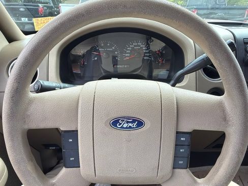 Used 2004 Ford F150 XLT RWD image 4