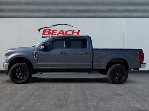 Used 2021 Ford F250 Lariat w/ Lariat Value Package image 3