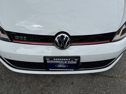 Used 2016 Volkswagen GTI S FWD image 38