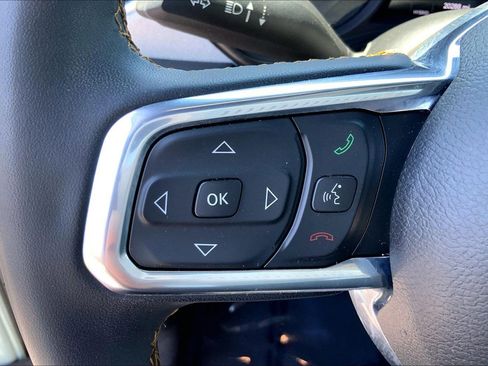 Used 2024 Jeep Wrangler Unlimited Sahara AWD/4WD image 19