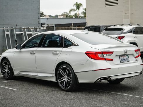 Used 2022 Honda Accord Touring image 4