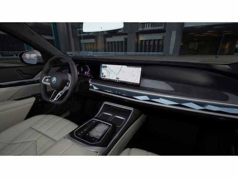 New 2025 BMW i7 eDrive50 w/ M Sport Package image 14