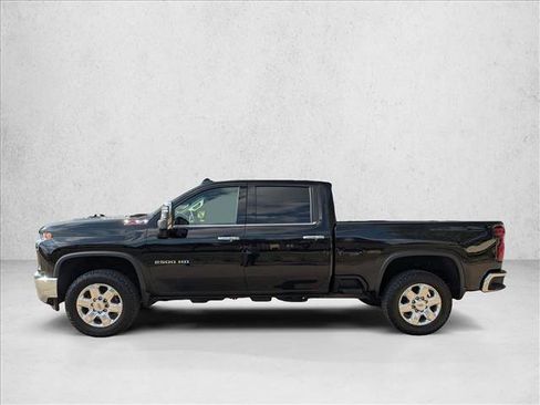 Used 2021 Chevrolet Silverado 2500 LTZ image 9