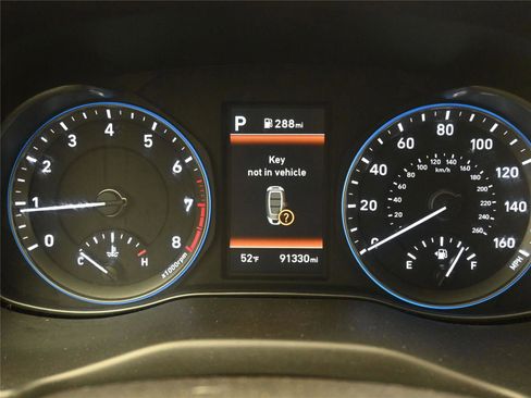 Used 2020 Hyundai Kona Limited w/ Cargo Package image 11