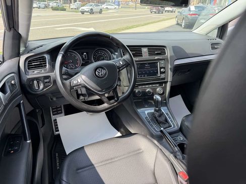 Used 2019 Volkswagen Golf Alltrack SEL AWD/4WD image 12
