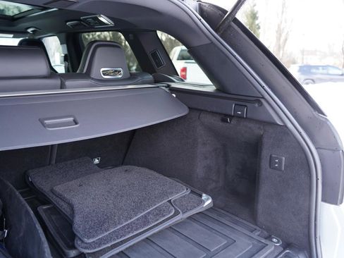 Used 2019 Land Rover Range Rover Sport SVR image 75