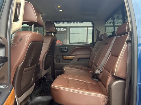 Used 2015 Chevrolet Silverado 2500 High Country image 6