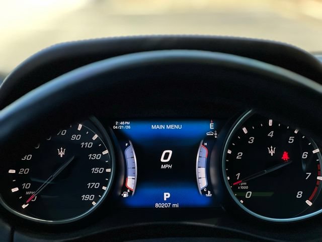Used 2017 Maserati Levante S AWD/4WD image 34