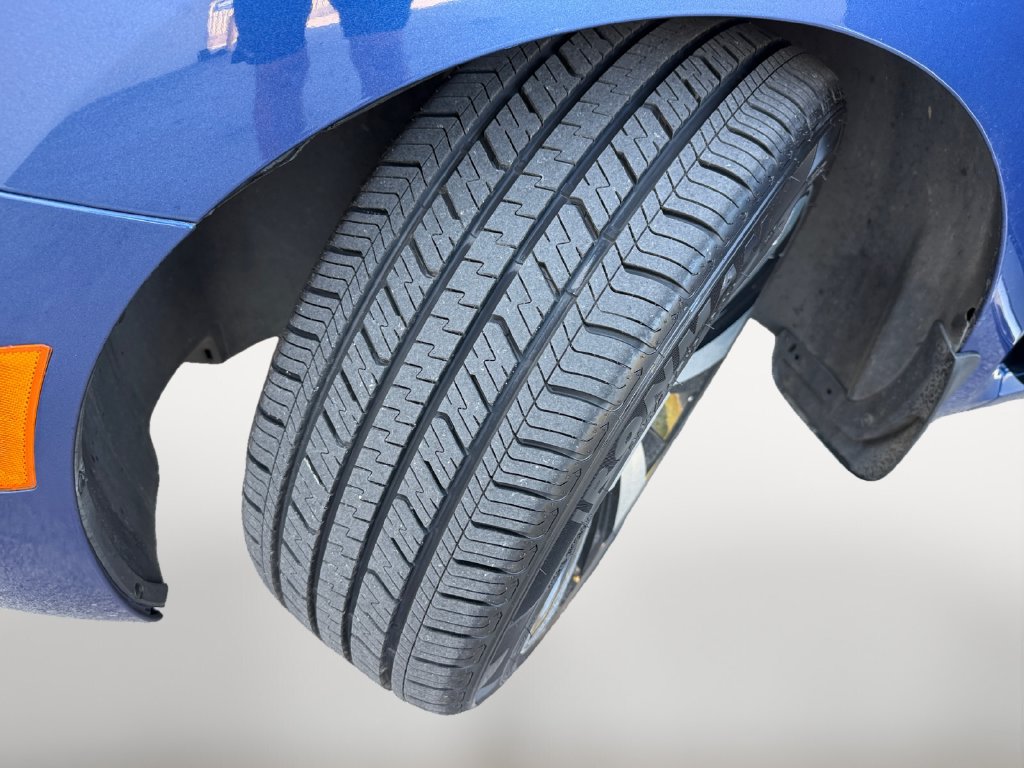 Used 2014 Volkswagen Beetle R-Line FWD image 10