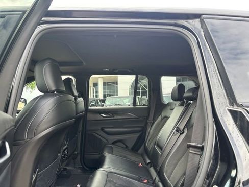Used 2023 Jeep Grand Cherokee Altitude AWD/4WD image 12
