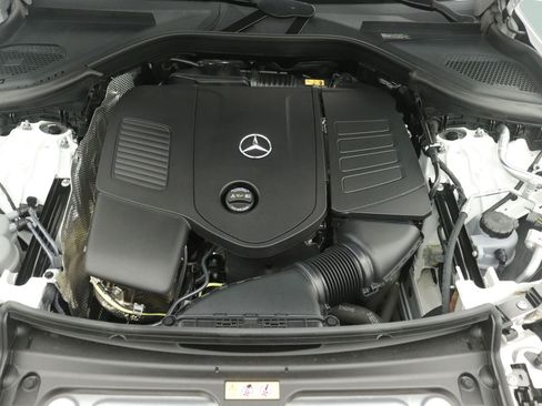 Certified 2024 Mercedes-Benz GLC 300 4MATIC image 24