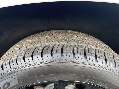 Used 2021 Cadillac Escalade ESV Sport Platinum w/ LPO, ONYX Package image 36