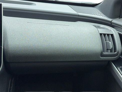 Used 2024 Toyota bZ4X XLE w/ Weather Package image 20