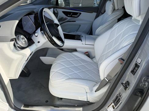 New 2025 Mercedes-Benz Maybach EQS 680 4MATIC image 15