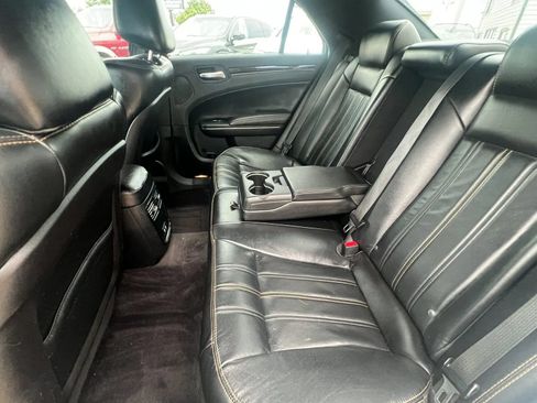Used 2017 Chrysler 300 S w/ 300S Premium Group RWD image 29