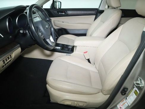 Used 2016 Subaru Outback 2.5i Limited AWD/4WD image 18