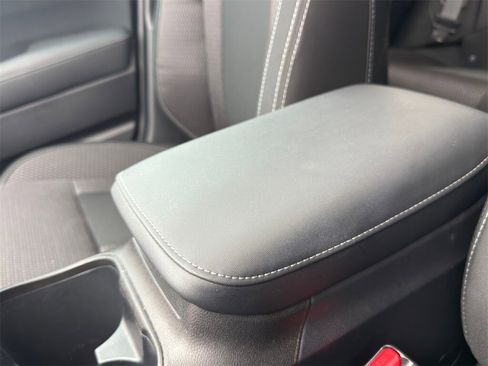 Used 2024 Subaru Outback Premium image 29