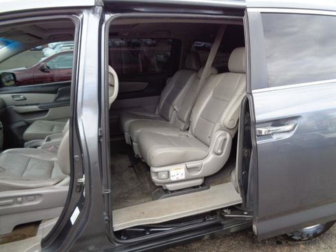 Used 2012 Honda Odyssey EX-L image 14