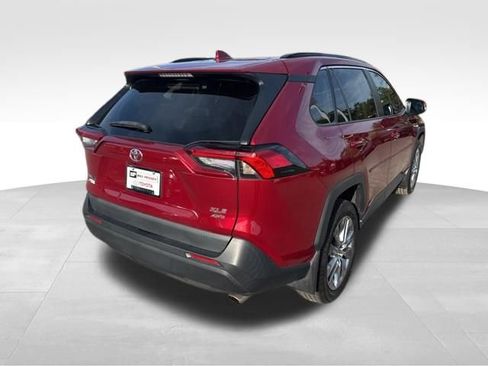 Used 2023 Toyota RAV4 XLE Premium AWD/4WD image 5