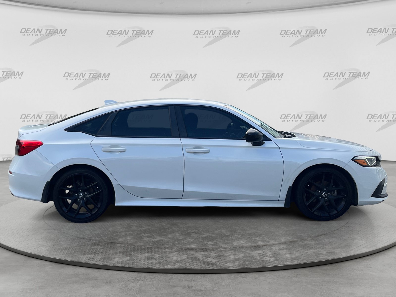 Used 2022 Honda Civic Sport image 9