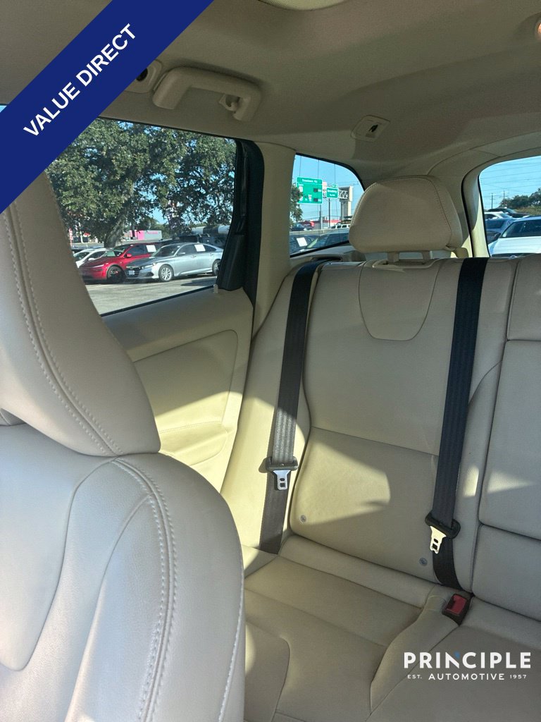 Used 2015 Volvo XC60 T6 AWD/4WD image 12