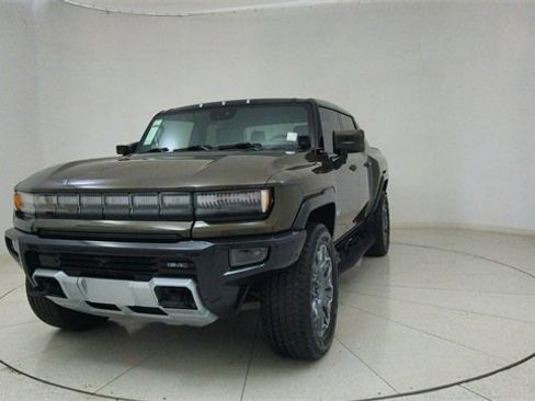 Used 2024 GMC Hummer EV 3X w/ LPO, Illumination Package image 64