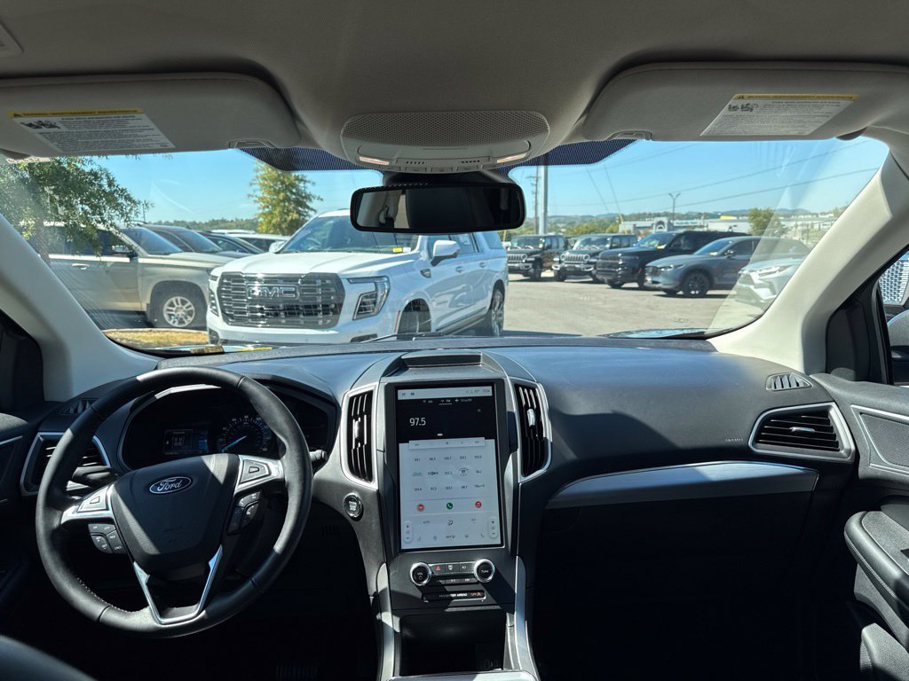 Used 2022 Ford Edge SEL AWD/4WD image 18