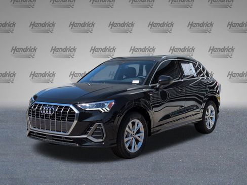 New 2025 Audi Q3 2.0T Premium image 5