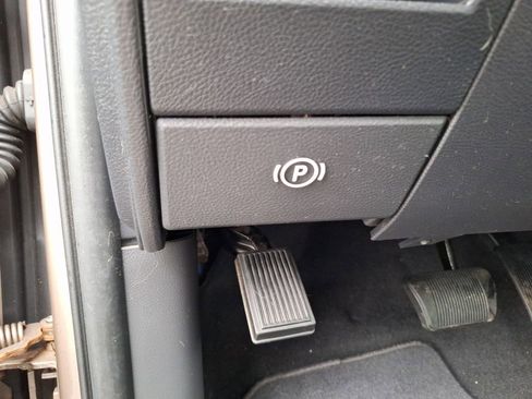 Used 2009 Dodge Ram 1500 Truck ST w/ ST Popular Equipment Group image 20