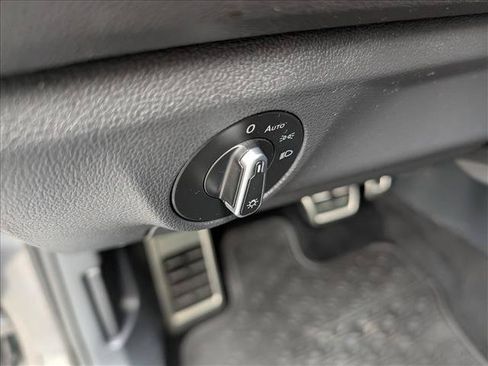 Certified 2023 Volkswagen Jetta Sport FWD image 29