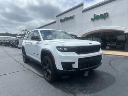 New 2025 Jeep Grand Cherokee L Altitude