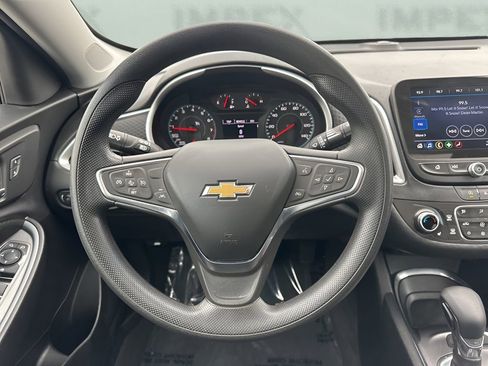 Used 2024 Chevrolet Malibu LT image 14