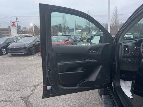 Used 2021 GMC Canyon Elevation w/ Trailering Package image 12