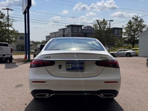 Used 2023 Mercedes-Benz E 350 4MATIC Sedan image 5