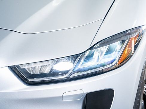 Used 2020 Jaguar I-PACE S image 13