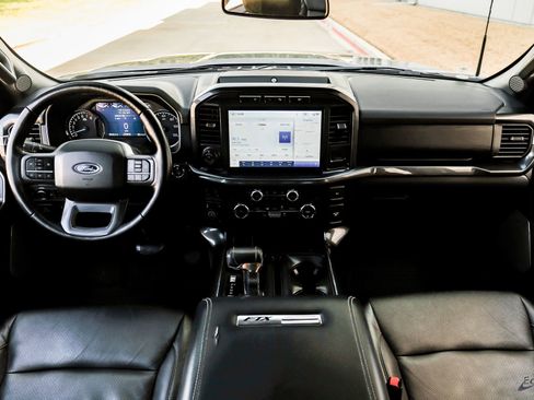 Used 2022 Ford F150 XLT w/ Equipment Group 302A High image 31